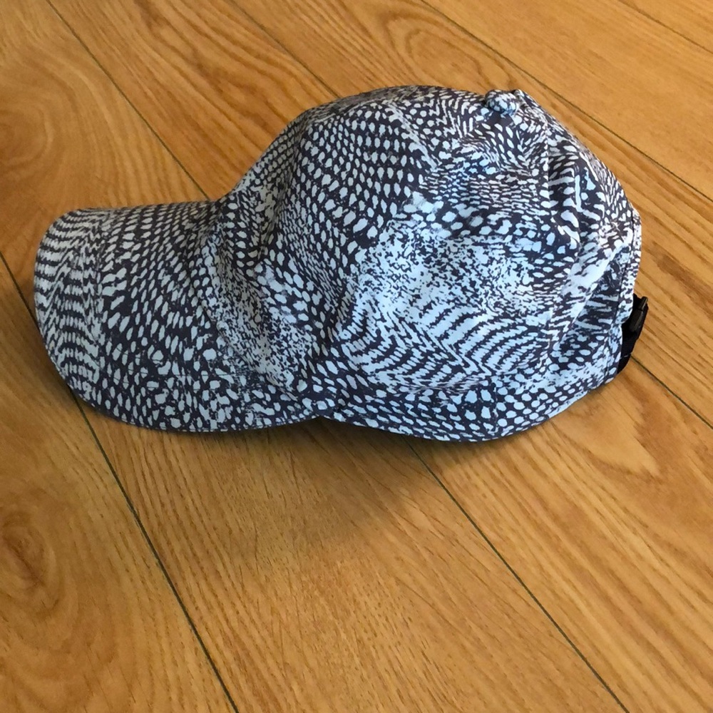Lululemon Baller Hat Run